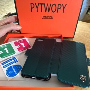 Sleek Green Leather Phone Case with Minimalist Design